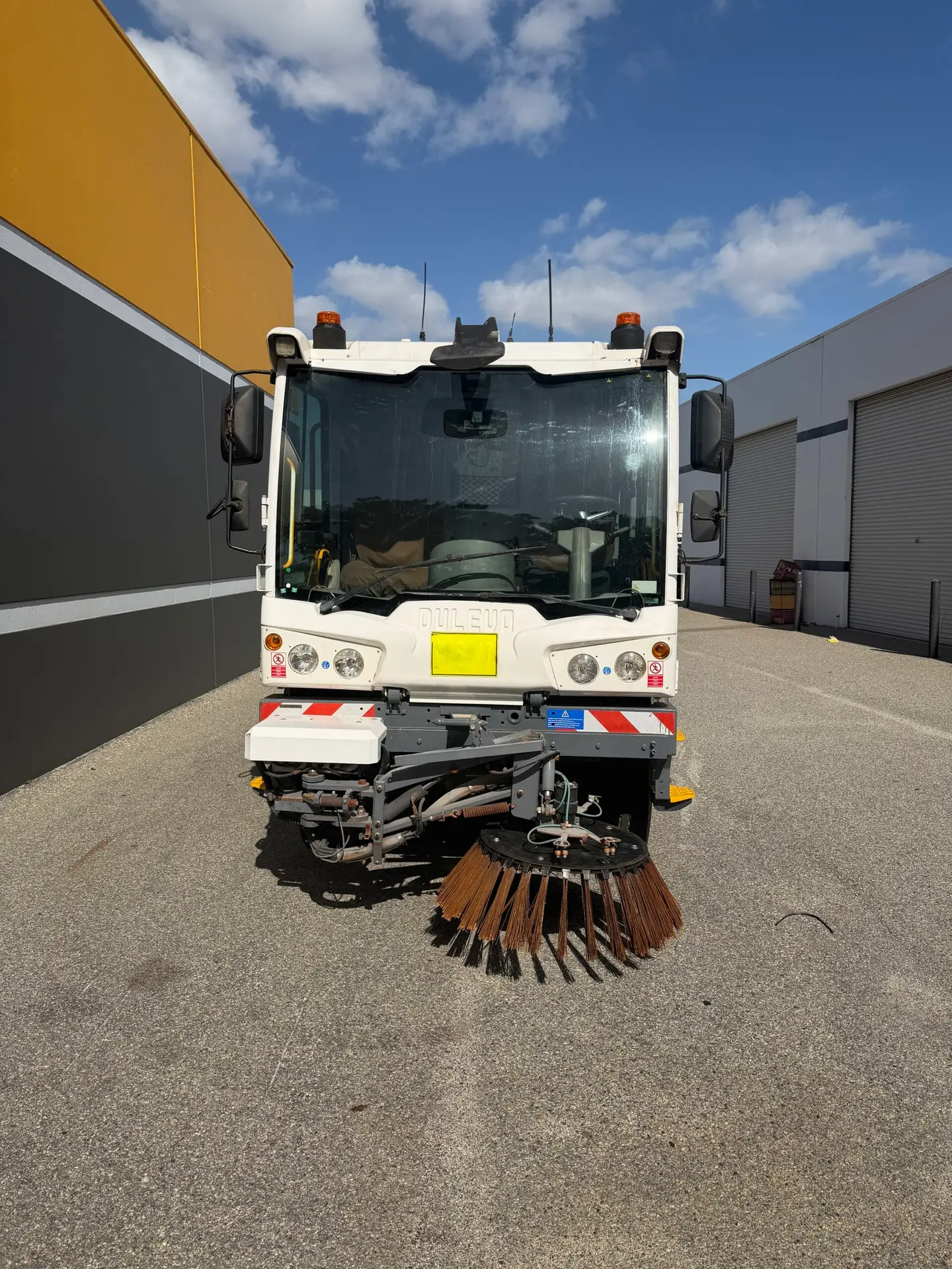 Dulevo 6000 Street Sweeper - Image 4