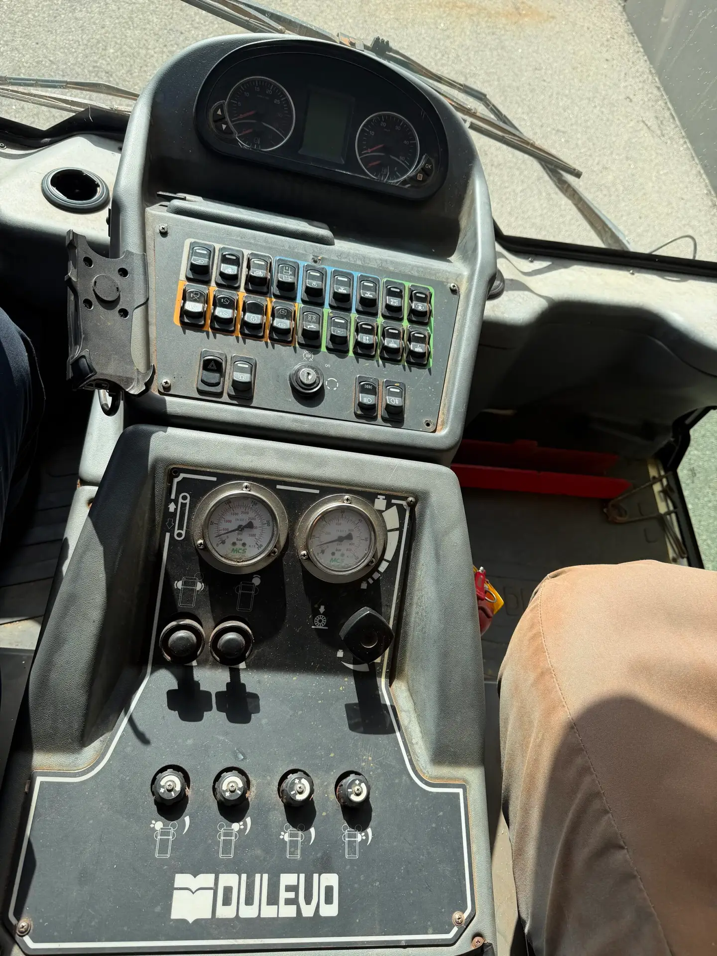 Dulevo 6000 Street Sweeper - Image 8